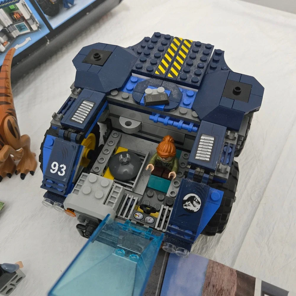 LEGO Jurassic World Gallimimus and Pteranodon Breakout 75940 Incomplete Set